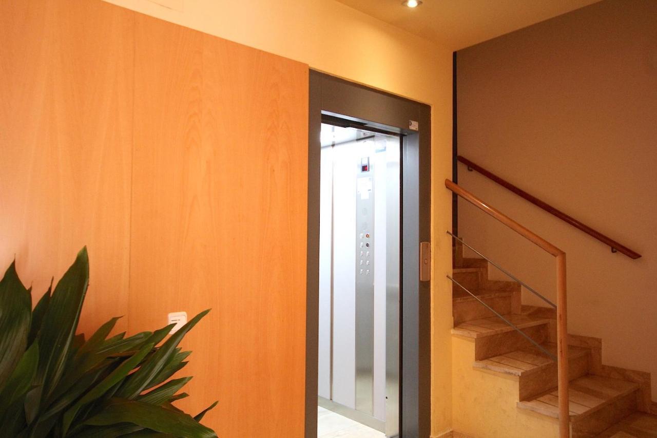 Ca L'Anna - Holiday Apartment Tremp Room photo